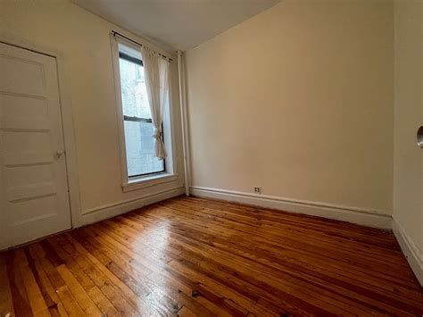 Park Slope Edwardian Unit With Built.